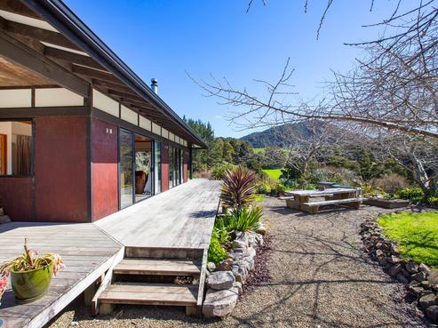 303 Gibbons Road, Kaiwaka