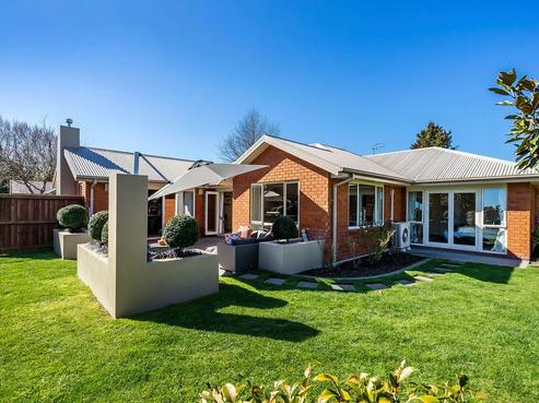 71 Woodhurst Drive, Casebrook