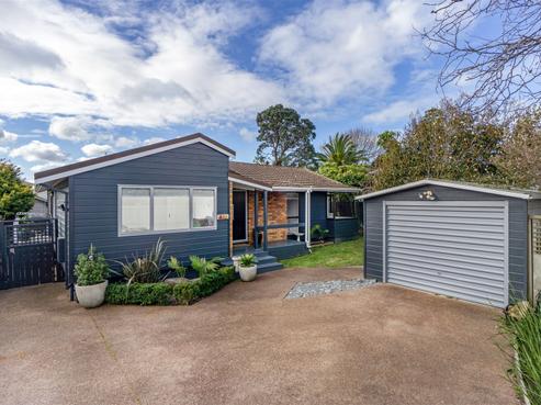 48A Old Lake Road, Narrow Neck