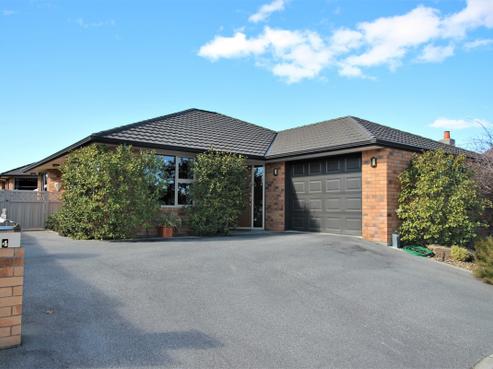 4 Juniper Close, Alexandra