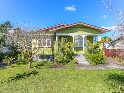 1028 Great North Road, Point Chevalier