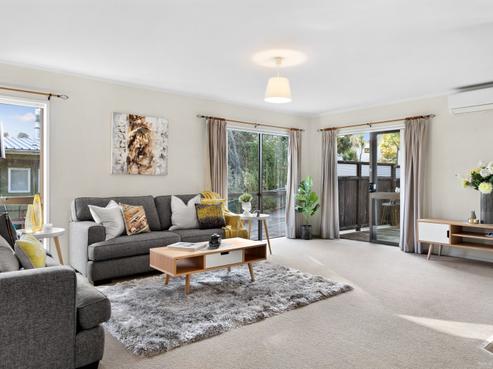 157 Weatherly Road, Torbay