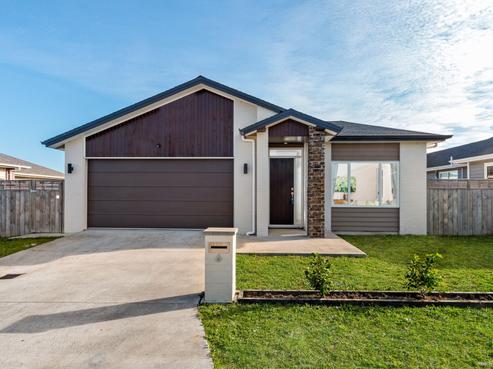 6 Paso Fino Crescent, Karaka