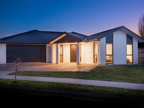 16 Clifford Close, Leamington