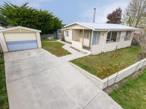24 Park Terrace, Waikuku Beach