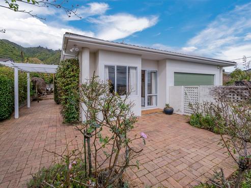 61 Winara Avenue, Waikanae