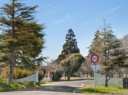 20 Village Way, Ardmore