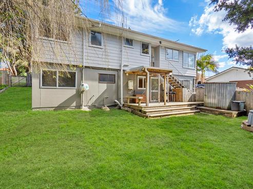 69 Lynn Road, Bayview