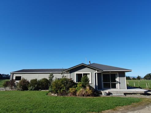 236 Underhill Road, Featherston