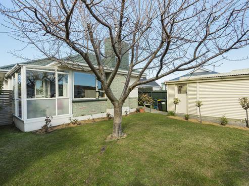 127 Bay View Road, South Dunedin