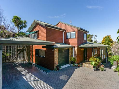2/30 Kowhai Road, Campbells Bay