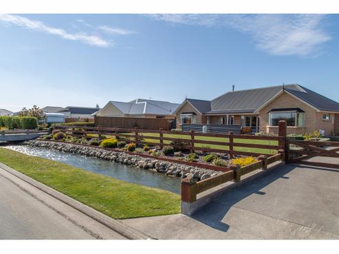 792 Weedons Ross Road, West Melton