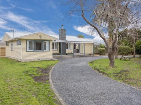 105 Atkinson Avenue, Otaki Beach