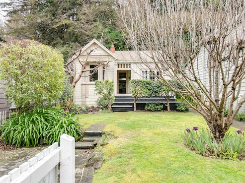 103 Shakespeare Road, Napier Hill