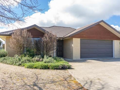 83 Cologne Street, Martinborough