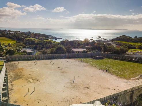 21 Nancy Wake Place, Cable Bay