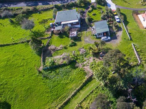 129 Wairere Road, Waitakere