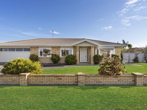 156 Lakeside Drive, Orewa