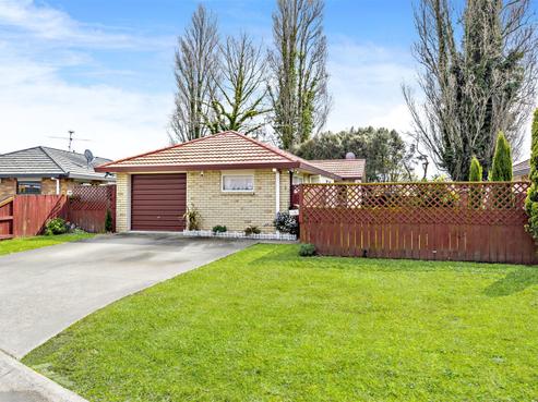16 Portrush Lane, Takanini
