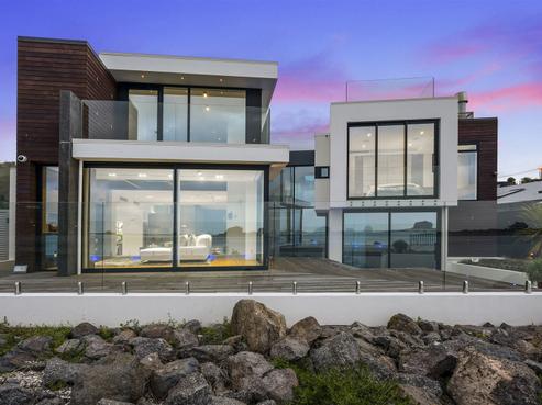 145 Main Road, Moncks Bay
