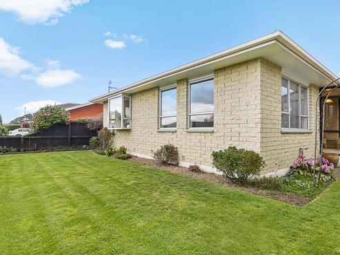 1/60 Veitches Road, Casebrook