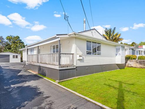 6 Cambridge Street, Kamo