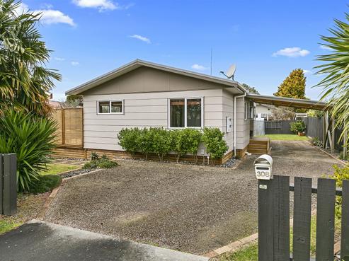 308 Shakespeare Street, Leamington