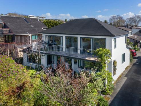 1/15 Hostel Access Road, Eastern Beach