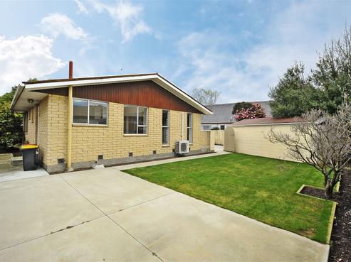 2/6 Bowman Place, Sockburn