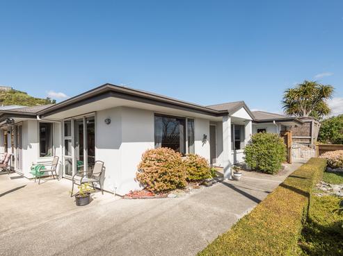 13 Taupata Street, Stoke
