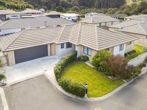 89 Riverstone Drive, Riverstone Terraces