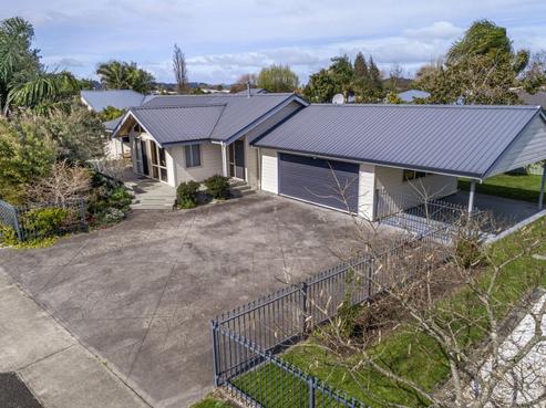 122 Potae Avenue, Lytton West