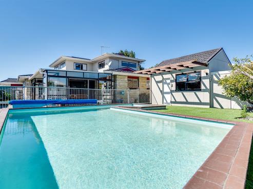 25 Mckeefry Avenue, Greenmeadows
