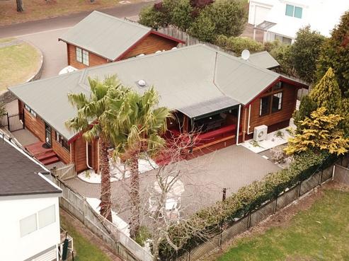 180 Vista Paku, Pauanui