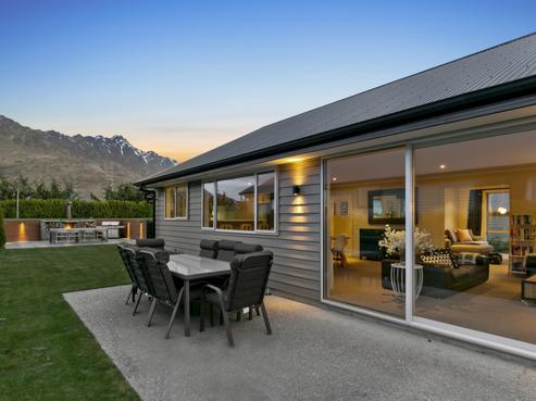 4 Hanbury Lane, Lower Shotover