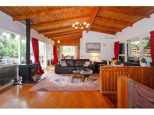 28 Kauri Road, Birkenhead