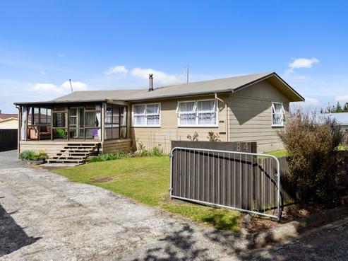 84 Alison Street, Mangakakahi