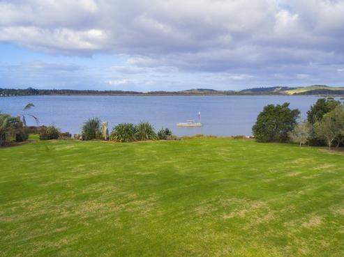 324 Omaha Flats Road, Tawharanui Peninsula