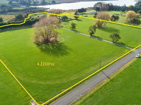 35 Marae O Rehia Road, Waiuku
