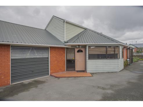 12 Chaucer Street, Highfield