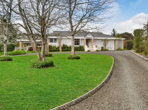 25 Wintour Road, Waimauku