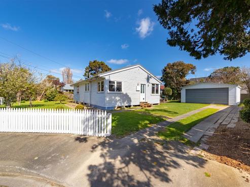 2 Whakataki Grove, Waiwhetu