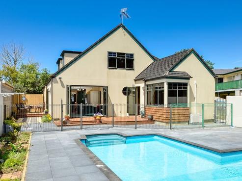 7 Holgate Avenue, Herald Island