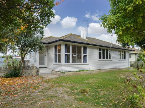 30 Cottrell Crescent, Onekawa