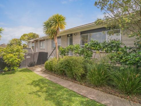 17 Addison Drive, Glendene