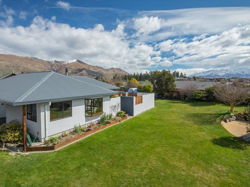 51 Mount Iron Drive, Wanaka