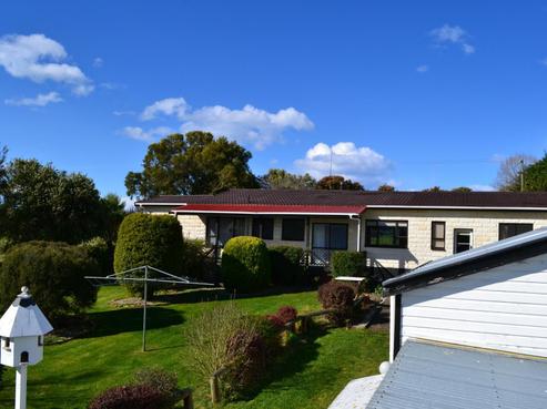 77 Round Hill Road, Maheno