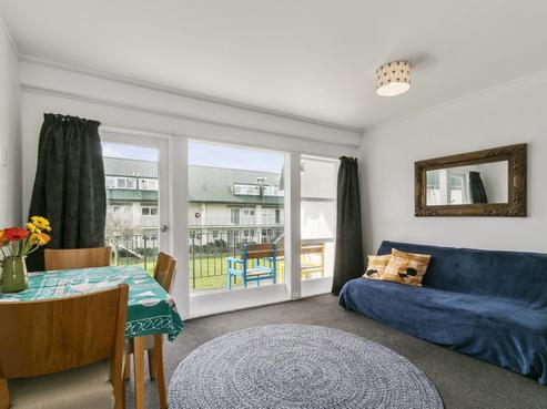 6/19 Britannia Street, Petone