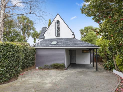 84A Kings Crescent, Central Hutt