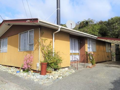12 Rochfort Street, Greymouth